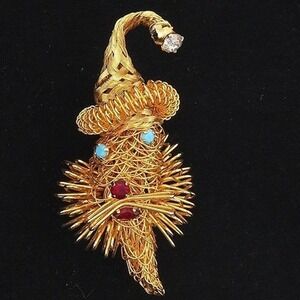 VTG Gold Tone Wire Wrapped Wizard Brooch 3D Blue Red Rhinestone Art to Wear